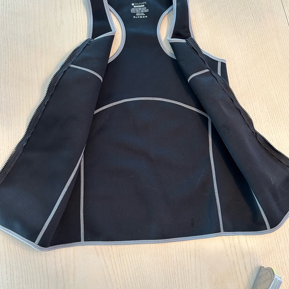 SaunaFx Women’s Sauna Vest - Picture 6 of 6